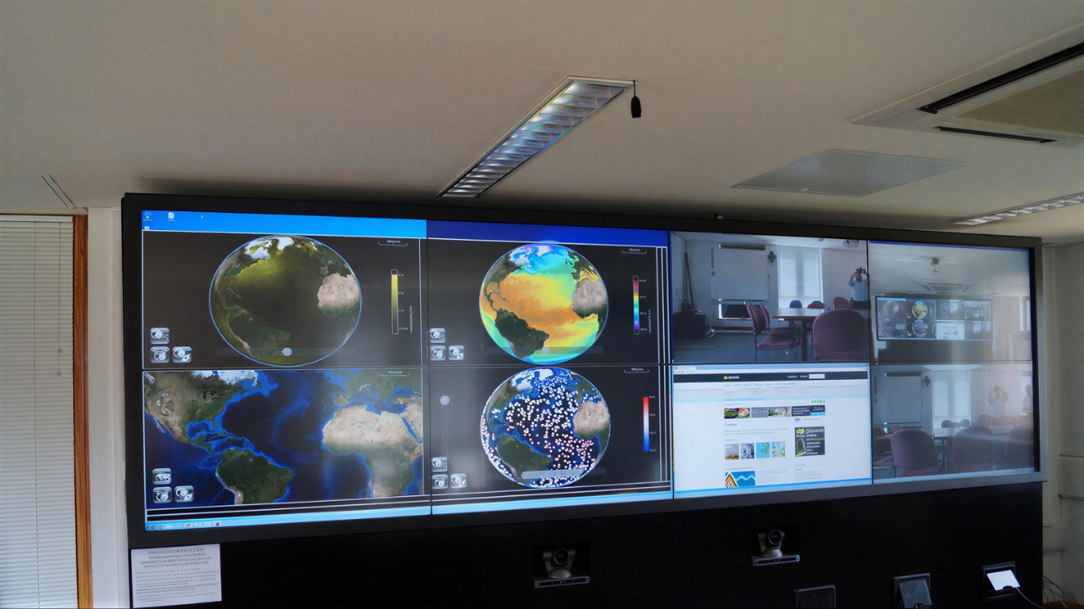 University display and control room environment